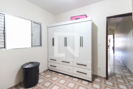 Quarto 1 de casa para alugar com 3 quartos, 180m² em Parque Guarani, São Paulo
