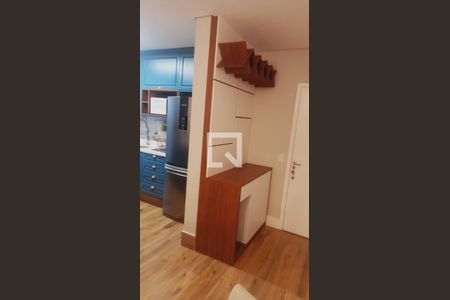 Entrada de apartamento à venda com 2 quartos, 87m² em Jardim Tupanci, Barueri