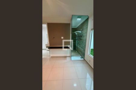 Sala de casa para alugar com 3 quartos, 220m² em Jardim Karaíba, Uberlândia