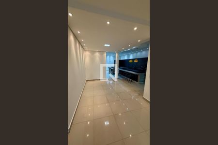 Sala de casa para alugar com 3 quartos, 220m² em Jardim Karaíba, Uberlândia