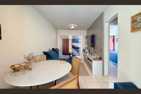 Apartamento à venda com 2 quartos, 70m² em João Pinheiro, Belo Horizonte