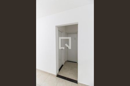 Corredor de apartamento para alugar com 1 quarto, 51m² em Vila Sao Joao, Barueri