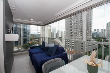 Varanda de kitnet/studio para alugar com 1 quarto, 44m² em Pinheiros, São Paulo