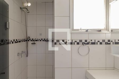 Banheiro de apartamento para alugar com 2 quartos, 65m² em Vila Olímpia, São Paulo