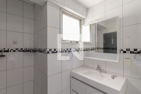 Banheiro de apartamento para alugar com 2 quartos, 65m² em Vila Olímpia, São Paulo