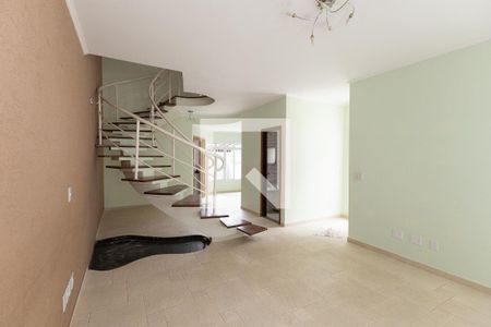 Sala  de casa para alugar com 3 quartos, 141m² em Vila Amélia, São Paulo