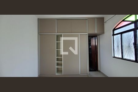 suite - armários de casa para alugar com 3 quartos, 244m² em Niterói, Betim