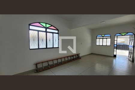 sala  de casa para alugar com 3 quartos, 244m² em Niterói, Betim