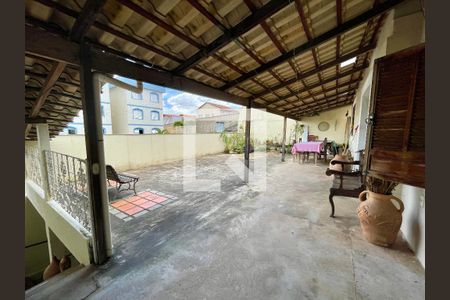 Casa para alugar com 6 quartos, 201m² em Colégio Batista, Belo Horizonte