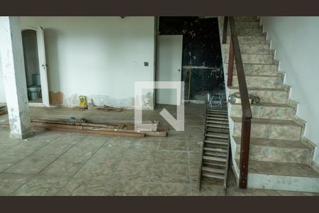 Casa à venda com 2 quartos, 100m² em Santo Cristo, Rio de Janeiro