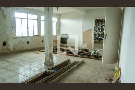 Casa à venda com 2 quartos, 100m² em Santo Cristo, Rio de Janeiro