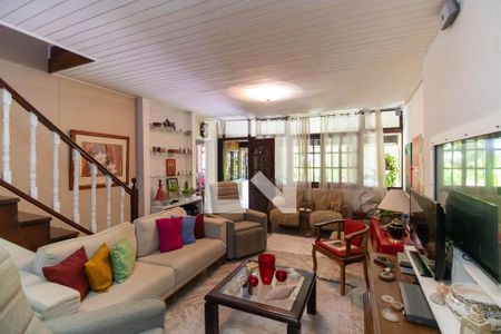 Sala de casa à venda com 5 quartos, 300m² em Vila Progresso, Niterói