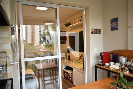 Sacada de apartamento à venda com 2 quartos, 69m² em Chácara Inglesa, São Paulo