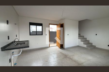 Sala/Cozinha de apartamento para alugar com 1 quarto, 85m² em Vila Invernada, São Paulo