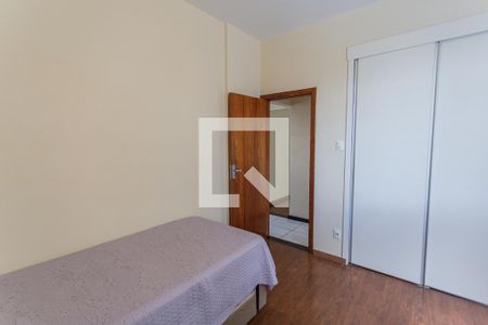 Quarto 1 de apartamento à venda com 2 quartos, 110m² em Floresta, Belo Horizonte