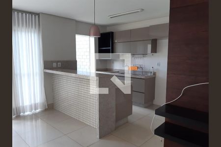 Cozinha de casa de condomínio para alugar com 3 quartos, 150m² em Granja Marileusa, Uberlândia