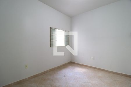 Quarto 1 de casa para alugar com 3 quartos, 115m² em Jardim Holanda, Uberlândia