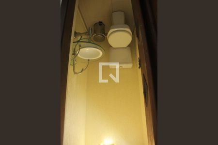 Lavabo de apartamento para alugar com 2 quartos, 80m² em Aparecida, Santos