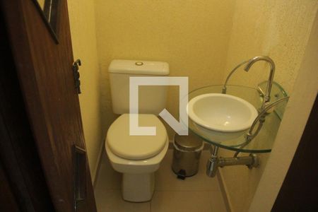Lavabo de apartamento para alugar com 2 quartos, 80m² em Aparecida, Santos