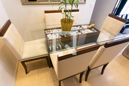 Sala de apartamento à venda com 3 quartos, 79m² em Vila Carlos de Campos, São Paulo