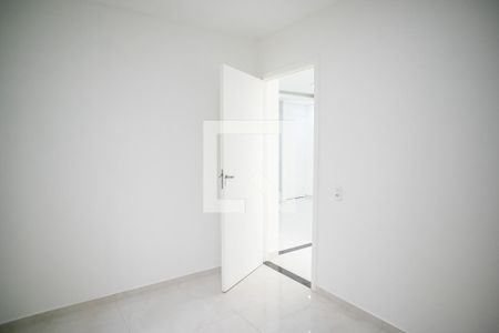Quarto 1 de apartamento para alugar com 2 quartos, 40m² em Parque Bristol, São Paulo