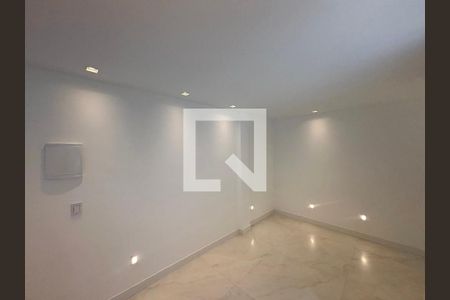 Quarto 1 de apartamento à venda com 4 quartos, 135m² em Copacabana, Rio de Janeiro