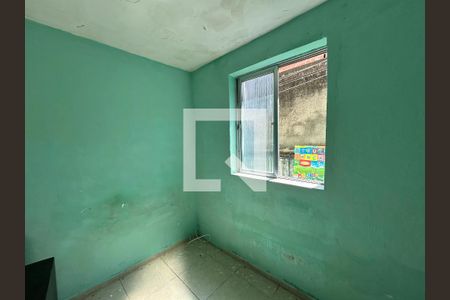 Quarto de casa para alugar com 1 quarto, 70m² em Bento Ribeiro, Rio de Janeiro