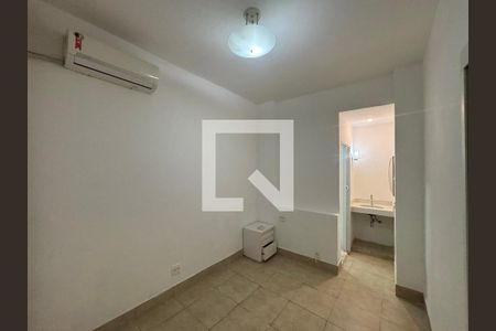 Suíte de apartamento para alugar com 2 quartos, 62m² em Copacabana, Rio de Janeiro