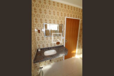 Banheiro de casa para alugar com 3 quartos, 90m² em Bosque dos Eucaliptos, São José dos Campos