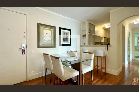 Sala de Jantar de apartamento para alugar com 2 quartos, 60m² em Cerqueira César, São Paulo