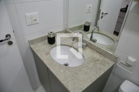 Banheiro de apartamento à venda com 1 quarto, 28m² em Brooklin, São Paulo