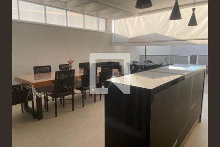 Casa à venda com 3 quartos, 215m² em Jardim Samambaia, Jundiaí
