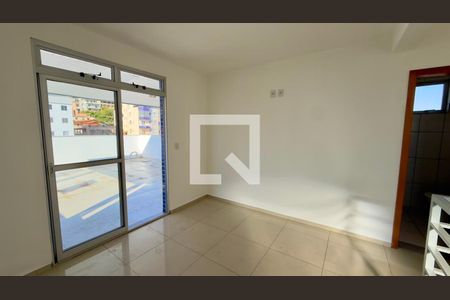 Cozinha de apartamento à venda com 2 quartos, 115m² em Barreiro, Belo Horizonte