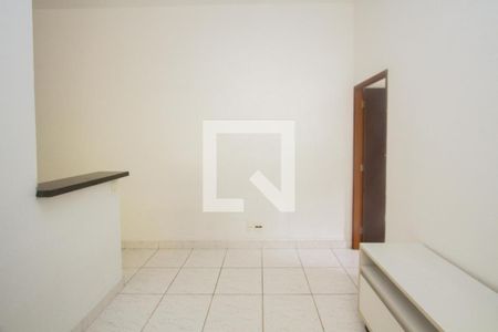Casa para alugar com 2 quartos, 73m² em Jardim Casablanca, São Paulo