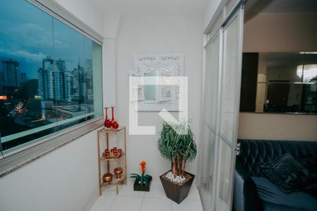 Sala de apartamento à venda com 3 quartos, 90m² em Estoril, Belo Horizonte