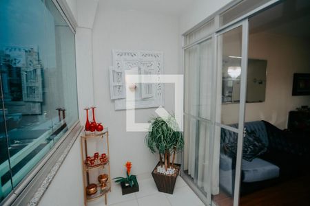 Sala de apartamento à venda com 3 quartos, 90m² em Estoril, Belo Horizonte