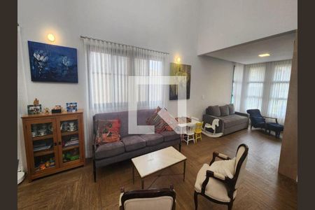 Casa à venda com 4 quartos, 372m² em Jardim Samambaia, Jundiaí