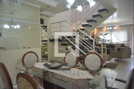 Sala de casa à venda com 3 quartos, 224m² em Parque das Nações, Santo André