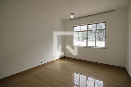 Quarto 1 de casa para alugar com 3 quartos, 180m² em Tanque, Rio de Janeiro