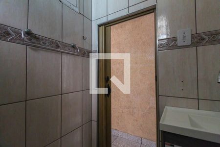 Banheiro de casa para alugar com 1 quarto, 100m² em Vila Graciosa, São Paulo