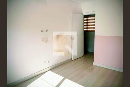 Casa à venda com 3 quartos, 185m² em Campo Belo, São Paulo