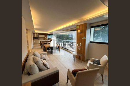 Apartamento à venda com 3 quartos, 246m² em Vila Mariana, São Paulo