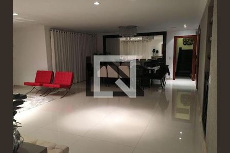 Casa à venda com 3 quartos, 332m² em Belvedere, Belo Horizonte