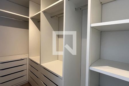 Closet do Quarto 1 de apartamento para alugar com 2 quartos, 84m² em Vila Matias, Santos