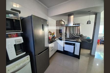 Cozinha de casa para alugar com 3 quartos, 117m² em Vila Cascatinha, São Vicente