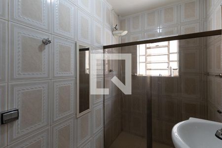 Banheiro 1 de casa à venda com 5 quartos, 185m² em Parque Casa de Pedra, São Paulo