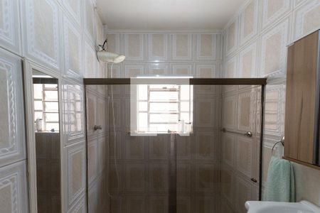 Banheiro 1 de casa à venda com 5 quartos, 185m² em Parque Casa de Pedra, São Paulo