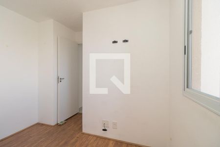 Quarto 1 de apartamento para alugar com 2 quartos, 43m² em Parque Sao Rafael, São Paulo