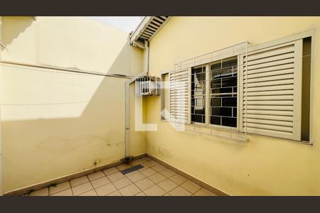 Casa à venda com 4 quartos, 303m² em Nova Campinas, Campinas
