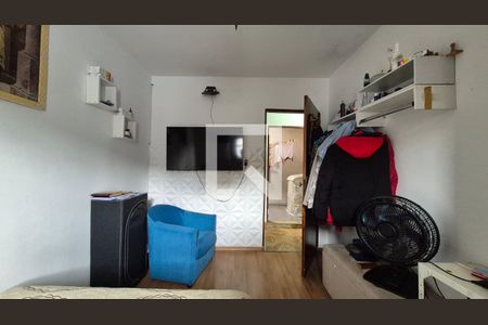 Casa à venda com 8 quartos, 400m² em Parque Novo Oratório, Santo André